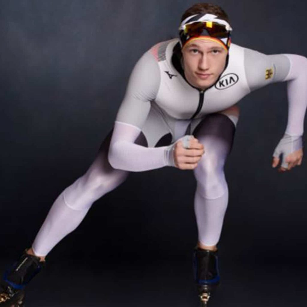 omnni biotic power team athlet hendrik dombek