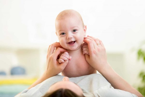 probiotikum gyerekeknek, császsármetszés, természetes szülés, anyatej, anyatejes táplálék, tápszer, omni-biotic, Panda, anyatej, szoptatás